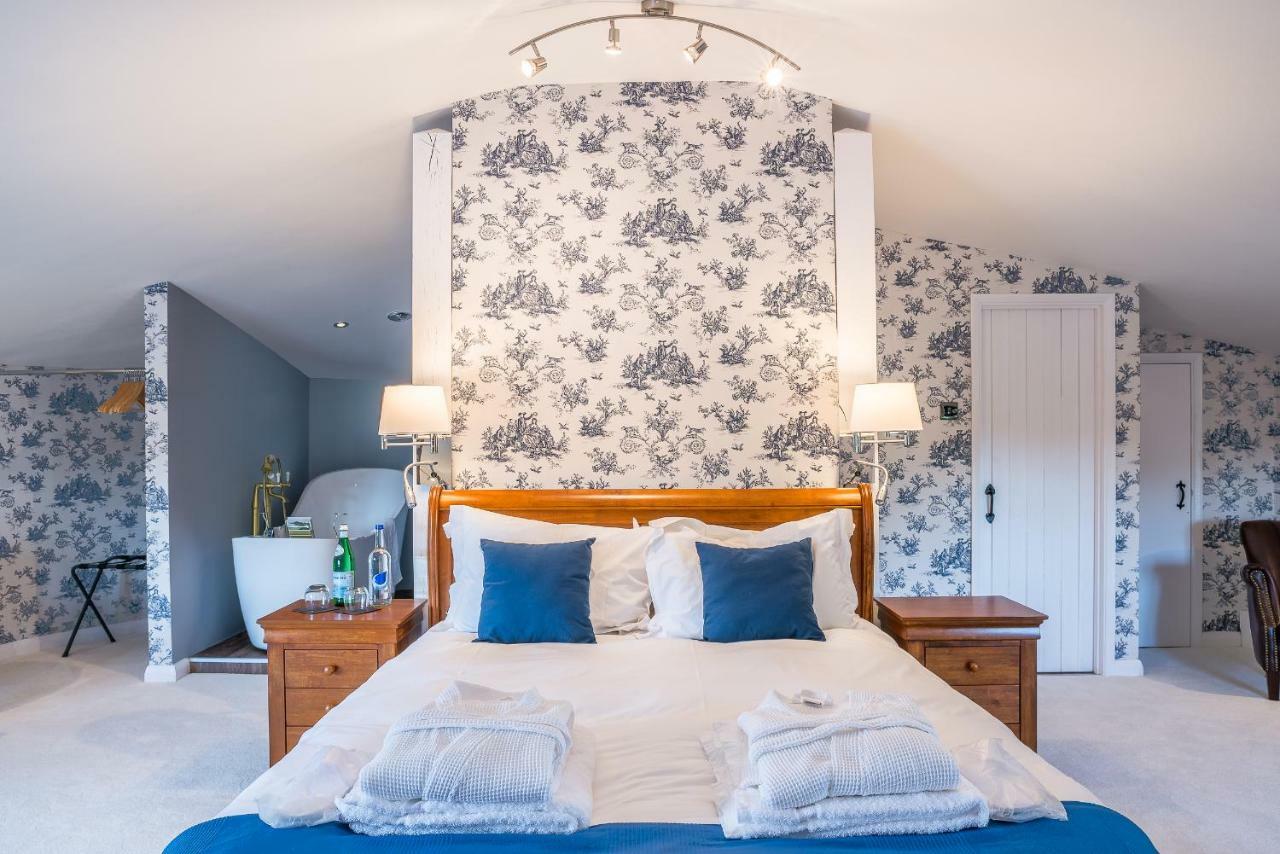 The Windmill Chatham Green Bed & Breakfast Chelmsford Bagian luar foto